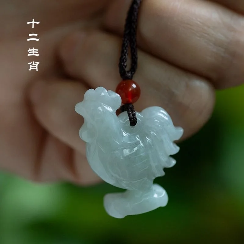 Natural Emerald Chinese Three  - Men'S Fashion Necklaces recensione e prezzo