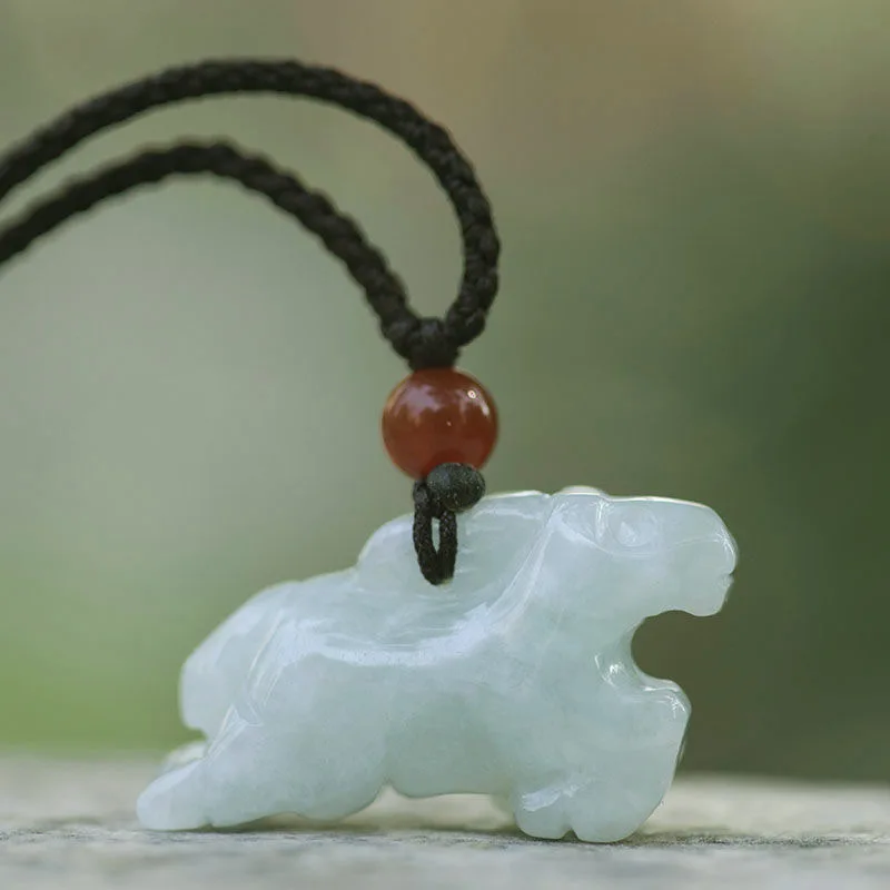 Natural Emerald Chinese Three  - Men'S Fashion Necklaces recensione e prezzo