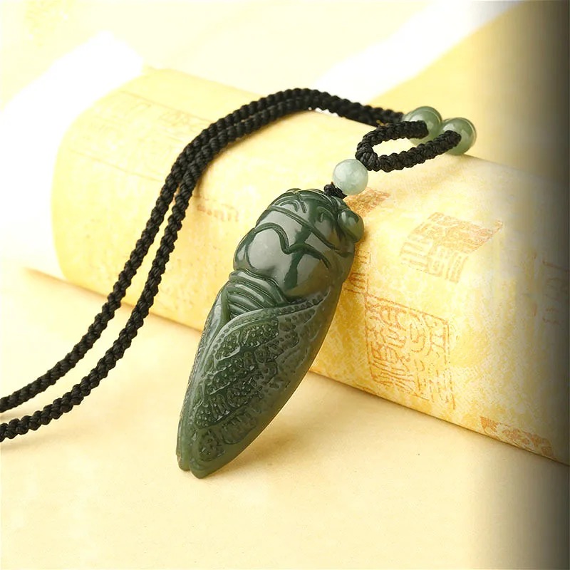 Natural Hetian Jade Cicada Pen - Men'S Fashion Necklaces recensione e prezzo