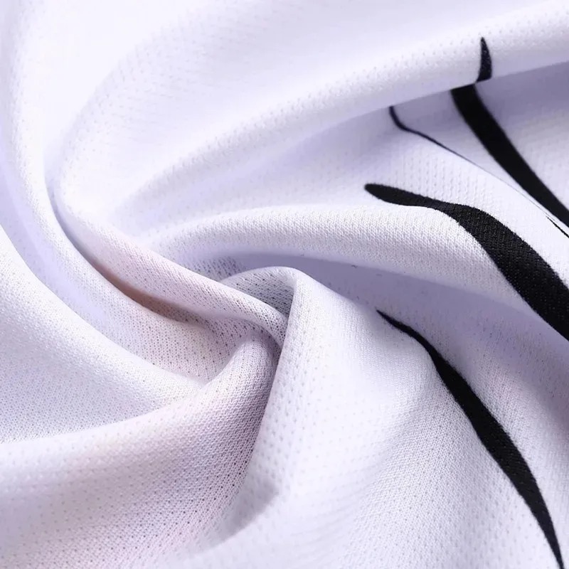2026 New Fashionable Black and - Men'S Fashion For 2026 recensione e prezzo