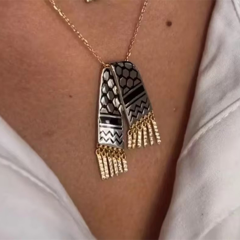 Stainless Steel Scarf Shape Zi - Men'S Fashion Qatar recensione e prezzo