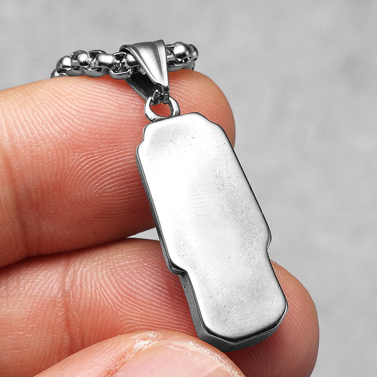 Moai Pendants Statue Necklaces - Mens Xmas Fashion recensione e prezzo