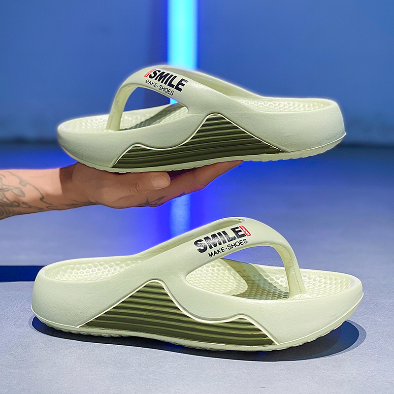 New Summer Male Stylish Slippe - Men'S Fashion News recensione e prezzo