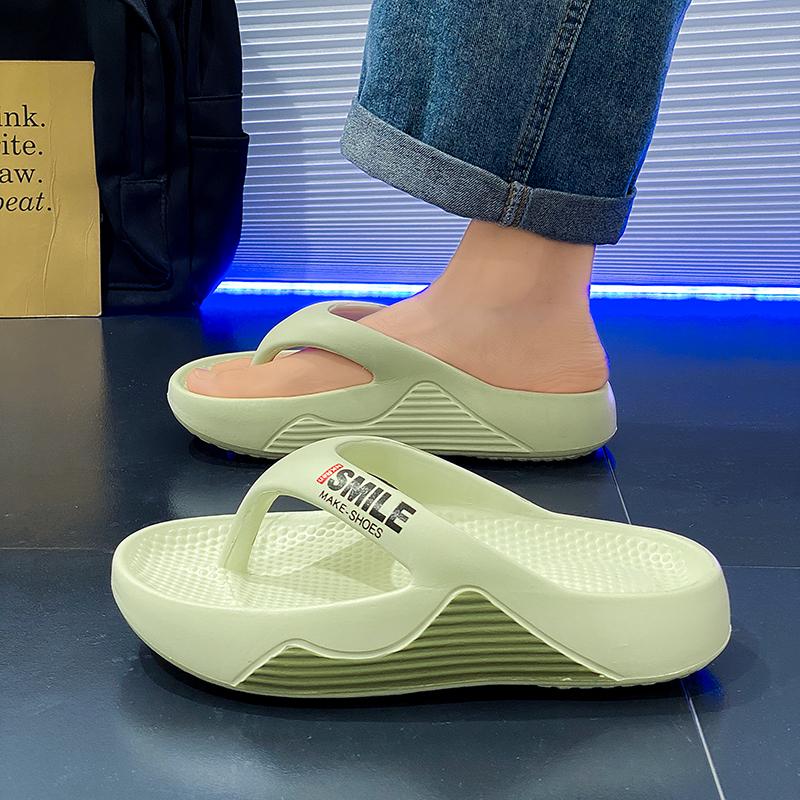 New Summer Male Stylish Slippe - Men'S Fashion News recensione e prezzo